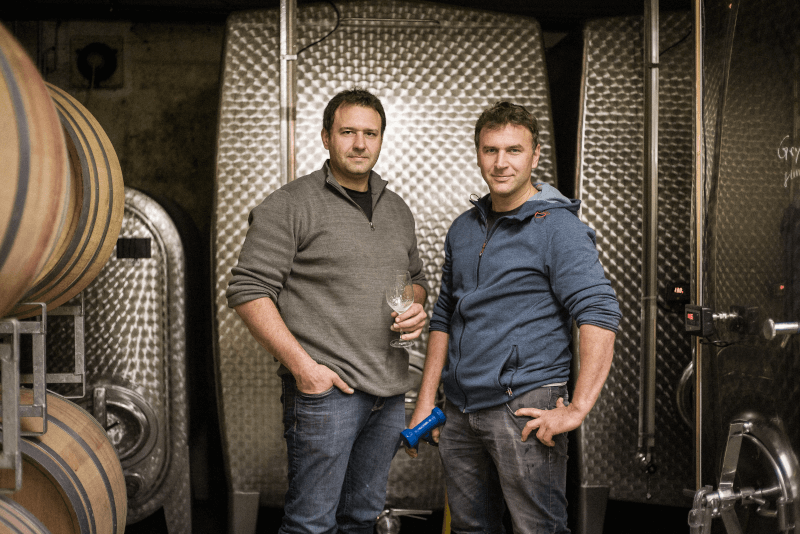 Brødrene Peter og Fritz May Brødrene Peter og Fritz May