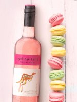 Preview: Pink Moscato - Yellow Tail